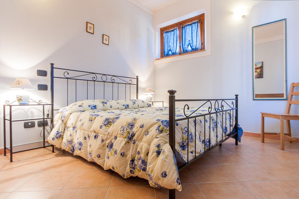 Agriturismo Podere Camollia Costalpino 객실 사진